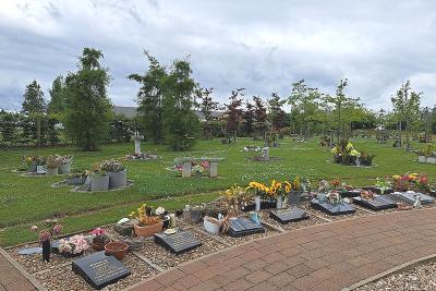 Gedling Crematorium's Memorial Gardens