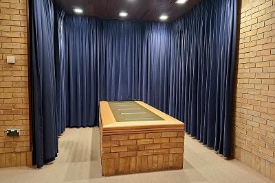Streetly Crematorium - East chapel The Catafalque